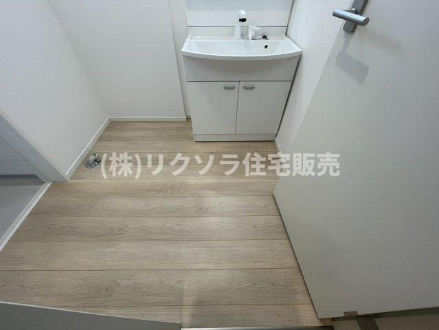 国松町　5号棟　新築一戸建ての脱衣所|■物件内覧・資金計画相談・住宅ローン相談、リフォーム相談、お問合せ受付中■
※当日・翌日のご内覧、ご相談はお電話でのお問合せがスムーズです！