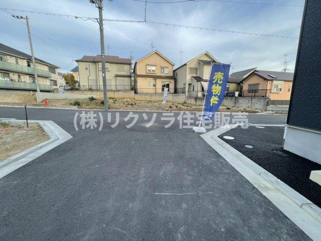 国松町　5号棟　新築一戸建ての前面道路含む現地写真|■物件内覧・資金計画相談・住宅ローン相談、リフォーム相談、お問合せ受付中■
※当日・翌日のご内覧、ご相談はお電話でのお問合せがスムーズです！