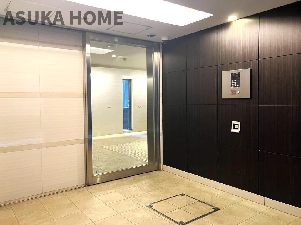 セルアージュ横濱大口ＬｅｓⅡ 304号室のエントランス|防犯カメラ付きオートロック付きで安心のセキュリティ