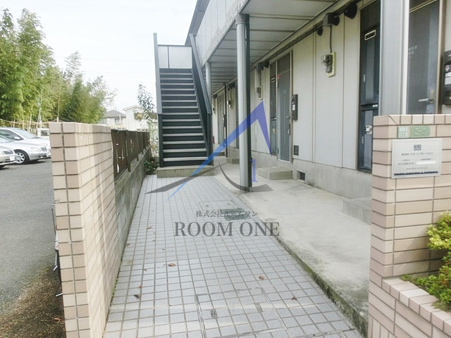 グランドール川本のエントランス|エントランスです。