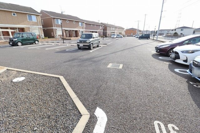 シュタットみどりの Cの駐車場|駐車場