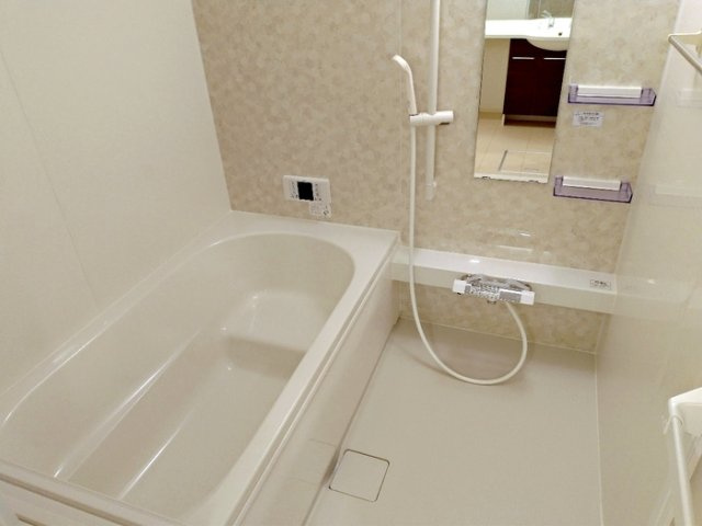 ｴﾐﾈﾝｽ ﾊﾟﾚ/ｻﾝﾗｲｽﾞ ﾊﾟﾚ ｴﾐﾈﾝｽ ﾊﾟﾚのキッチン|対面システムキッチン ＩＨ付