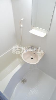 中野区大和町１丁目の賃貸マンションの浴室