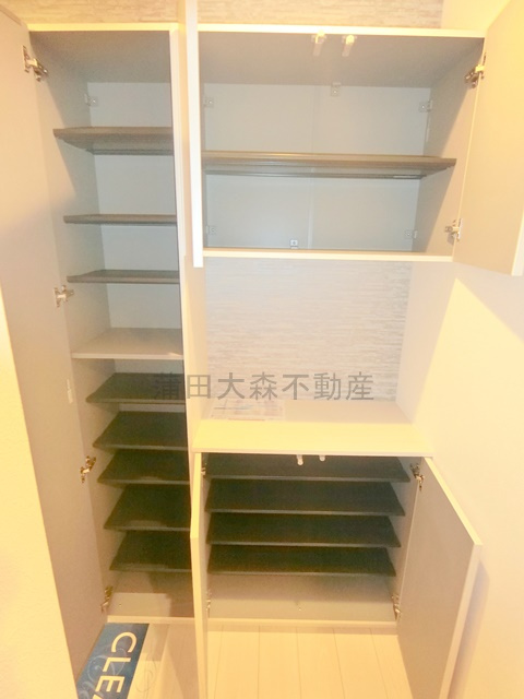 Kolet久が原＃03の収納|下駄箱、玄関収納