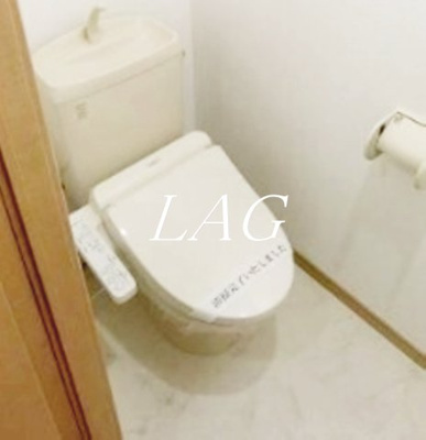 【トイレ】 | ヴァリアント | トイレです。