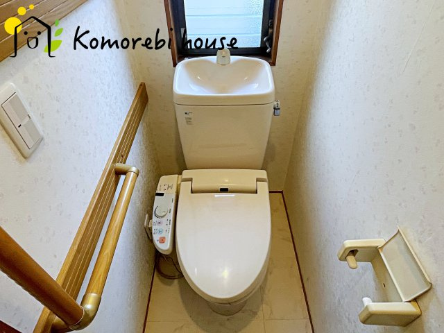 鴻巣市吹上富士見　中古一戸建てのトイレ|ゆったりとした空間のトイレです