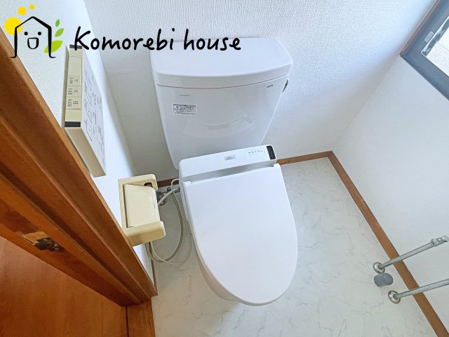鴻巣市吹上富士見　中古一戸建てのトイレ|コンパクトで使いやすいトイレです