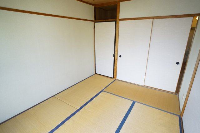 メープルハイツの和室