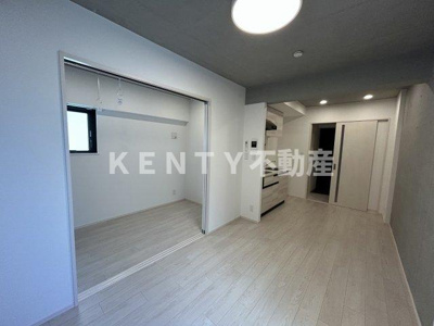 【居間・リビング】 | ＬｉｖｅＦｌａｔ馬込 | こちらの居間で趣味の時間をお楽しみください