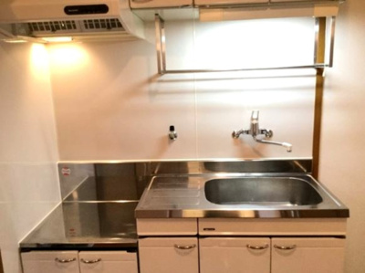 【キッチン】 | セレブ華乃郷 | ※イメージ　同物件別号室の写真