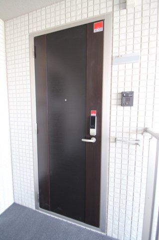 ヴィクトワールの玄関