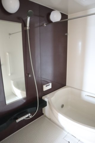 サーパス福島の浴室