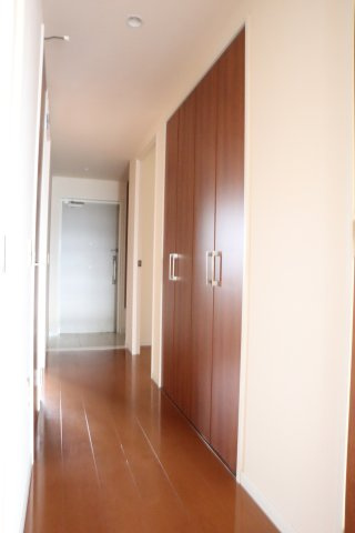 サーパス福島の収納|廊下収納