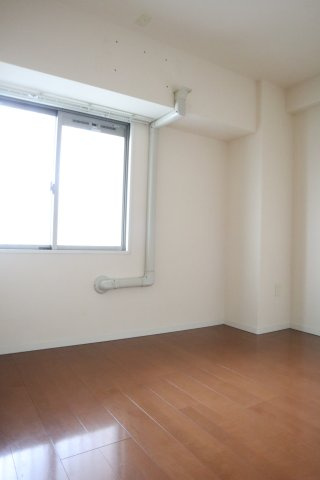 サーパス福島の洋室|洋室6.3帖