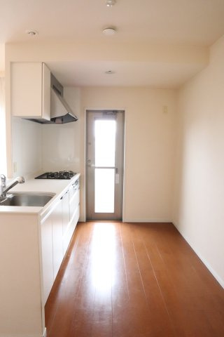 サーパス福島のキッチン