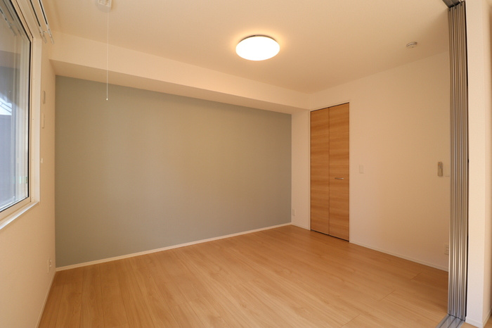 Ｌｕｐｉｎｕｓ　Ｇａｒｄｅｎの洋室