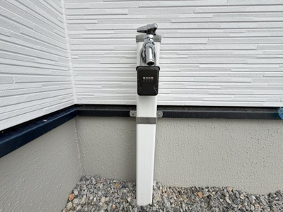 【設備】 | うるま市与那城屋慶名2期（全6棟）3号棟 | 3号棟　外水栓♪