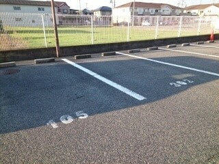 【駐車場】 | ニューサンライズ