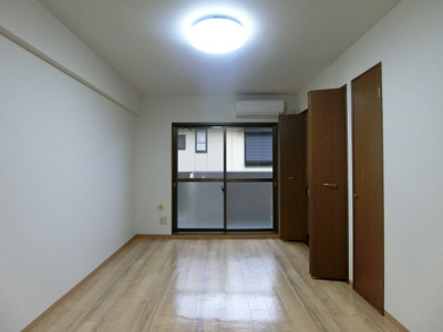 【居間・リビング】 | グランシャンブル