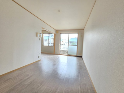 【居間・リビング】 | サン・サン・ハイム