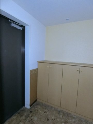 【玄関】 | ロイヤルエイトコート２