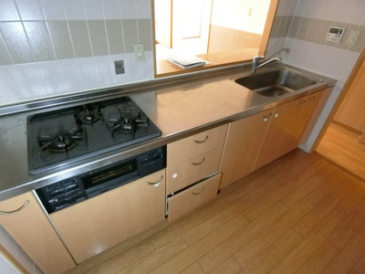 【キッチン】 | ロイヤルエイトコート２