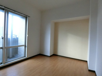 【洋室】 | ロイヤルエイトコート２