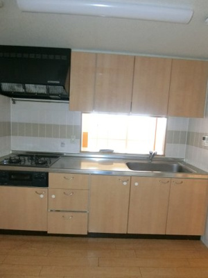 【キッチン】 | ロイヤルエイトコート２