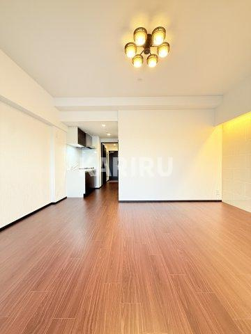 プレジオ三国EUROの居間・リビング