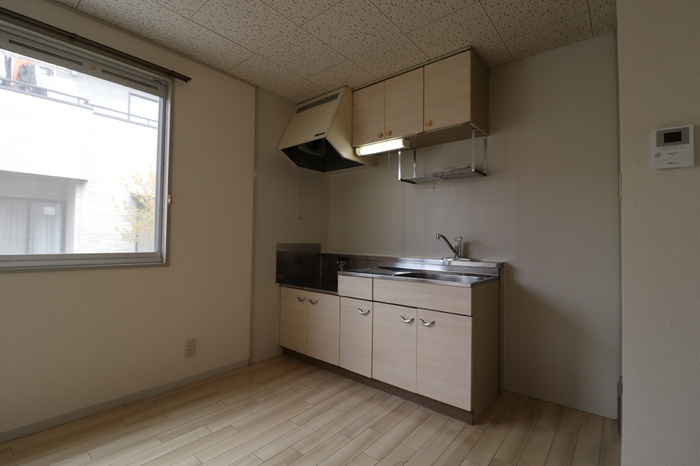 フローレス福富のキッチン