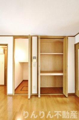 【収納】 | ハーブメゾン千代ヶ丸 | ちょっとした収納スペースも充実しています