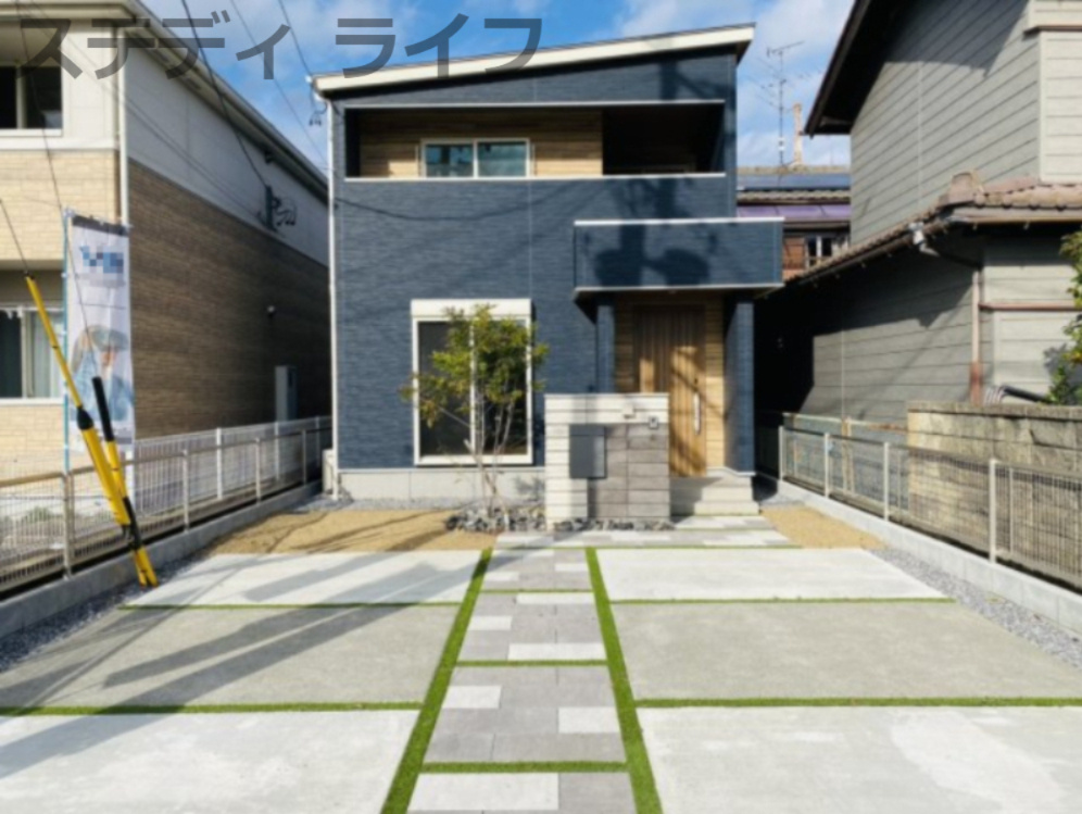 瑞穂市 別府（穂積駅） 2階建の外観