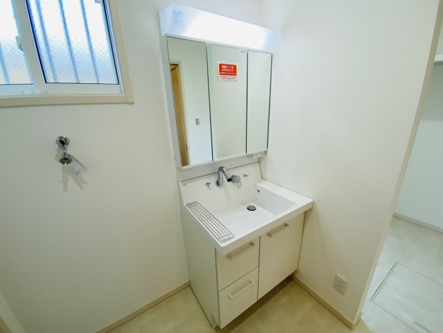 瑞穂市 別府（穂積駅） 2階建の独立洗面台