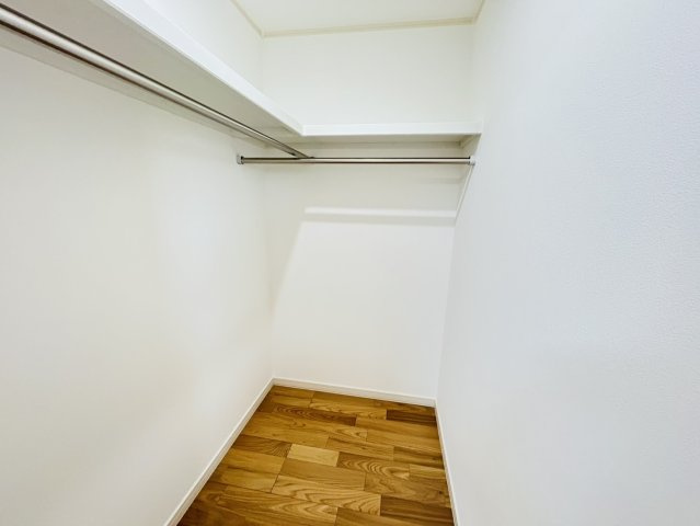 瑞穂市 別府（穂積駅） 2階建のその他|2階洋室収納