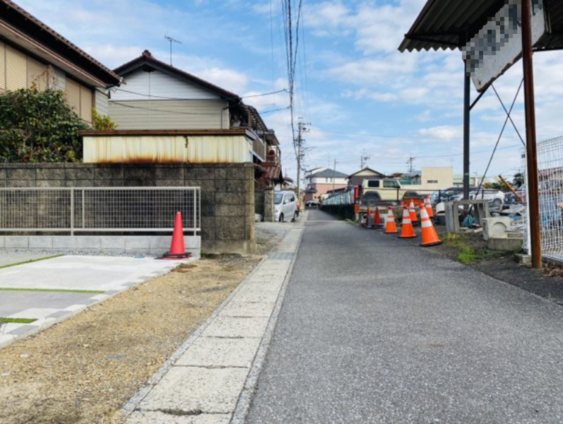 瑞穂市 別府（穂積駅） 2階建の周辺|前面道路