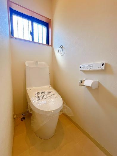 都窪郡早島町早島　リフォーム済み　中古住宅【仲介手数料無料】のトイレ