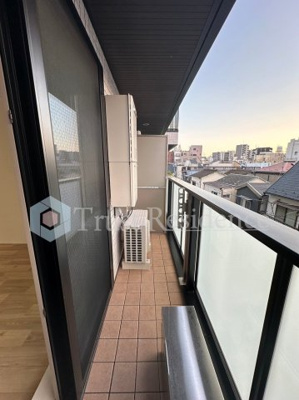 【バルコニー】 | ラヴィデ香風園