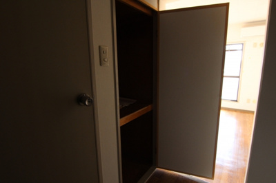 【収納】 | トラストビラ住吉 | 別部屋参考写真です