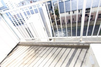 【バルコニー】 | トラストビラ住吉 | 別部屋参考写真です