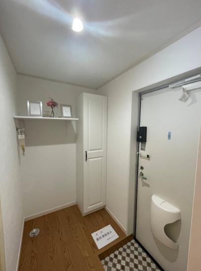 【玄関】ハーミットクラブハウス横浜松ヶ丘 