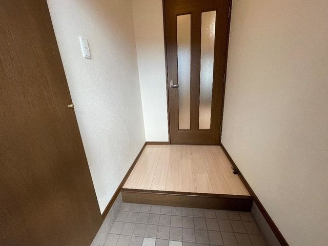 ファインヴィーブル参番館の玄関