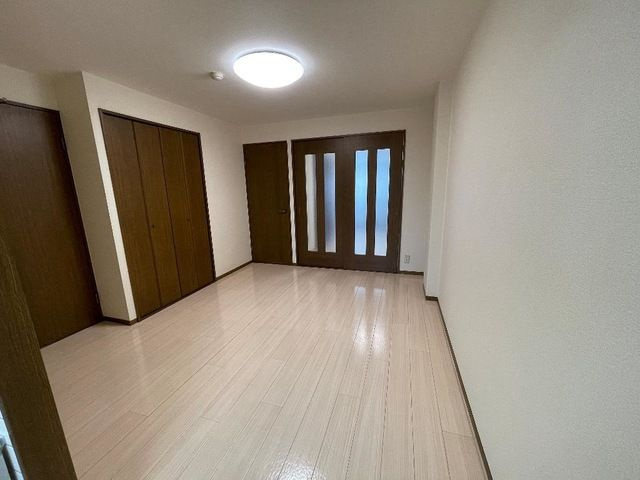 ファインヴィーブル参番館の居間・リビング