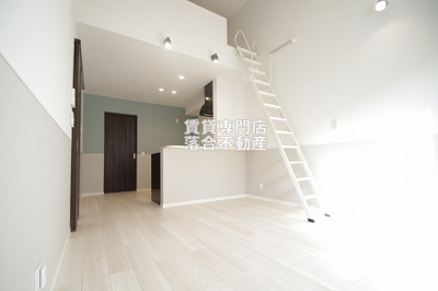 【居間・リビング】 | DHCR淵野辺 | 清潔感のある明るいリビング♪