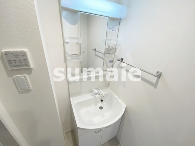 リブリ・大宮桜木町の洗面所|独立洗面台です☆