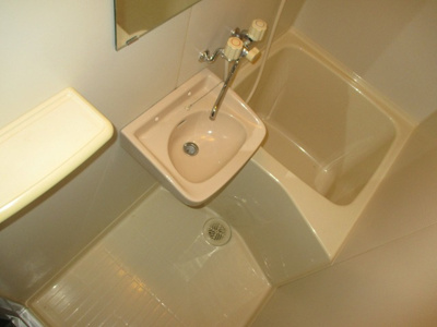 【浴室】 | メゾン・ボヌール | 一日の疲れを癒すお風呂です