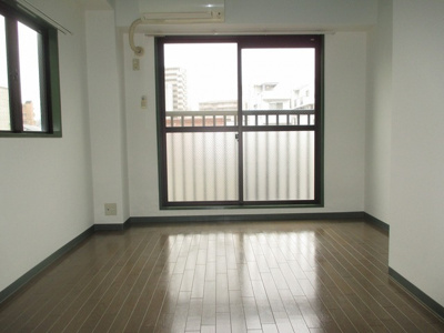 【居間・リビング】 | メゾン・ボヌール | 明るくキレイなお部屋です