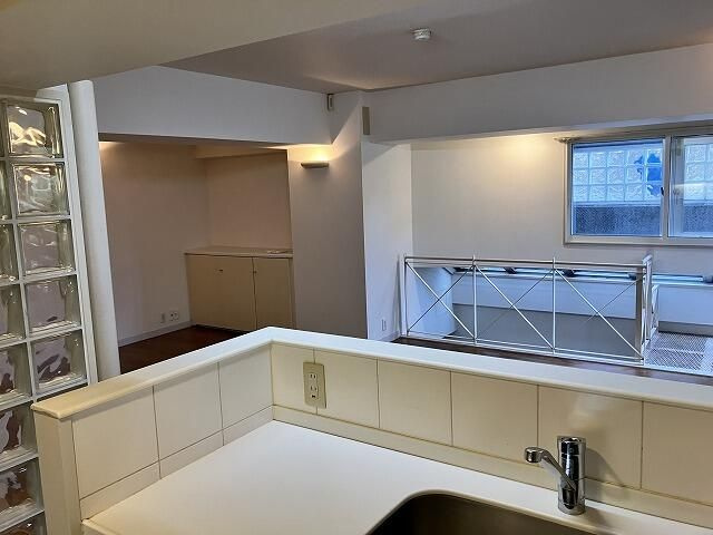 グリーンテラス元代々木の内装|■キッチン周り