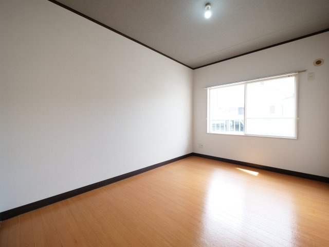 エントピア当新田Cの居間・リビング|※写真は別の部屋のものです。