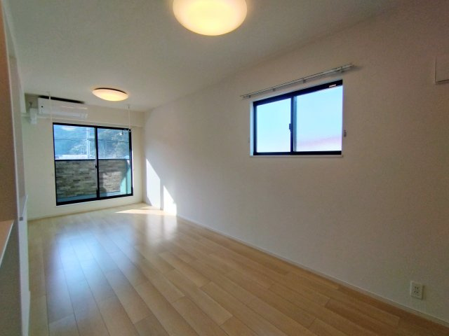 【駐車場】 | ソル・ステラ　Ⅲ | 車をお持ちの方に嬉しい駐車場付きの物件です