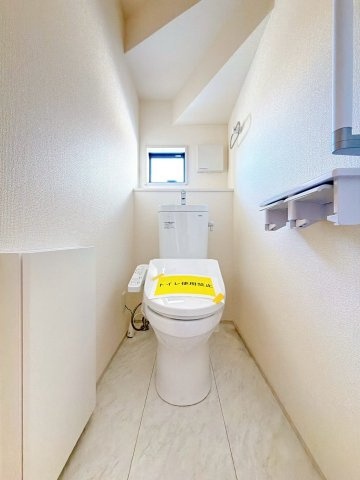【トイレ】 | 前橋市富士見町時沢　新築住宅　 | 清潔感にあふれた空間と機能的な洗浄装置。毎日何度も使う場所だから快適に。便利に。